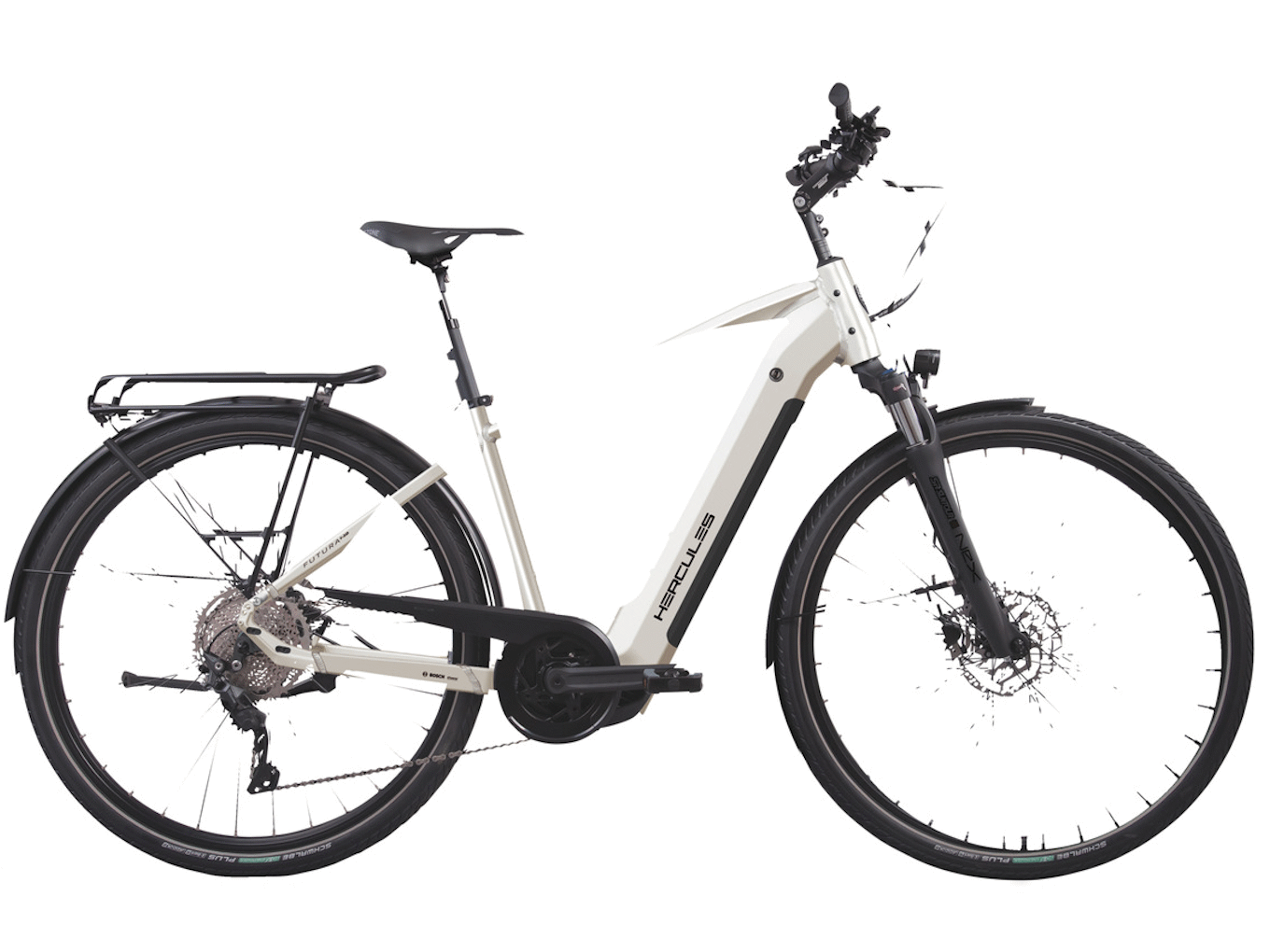 Hercules E-Bike in weiß mit schwarzem Gepäckträger, dicken Reifen und Kettenschutz
